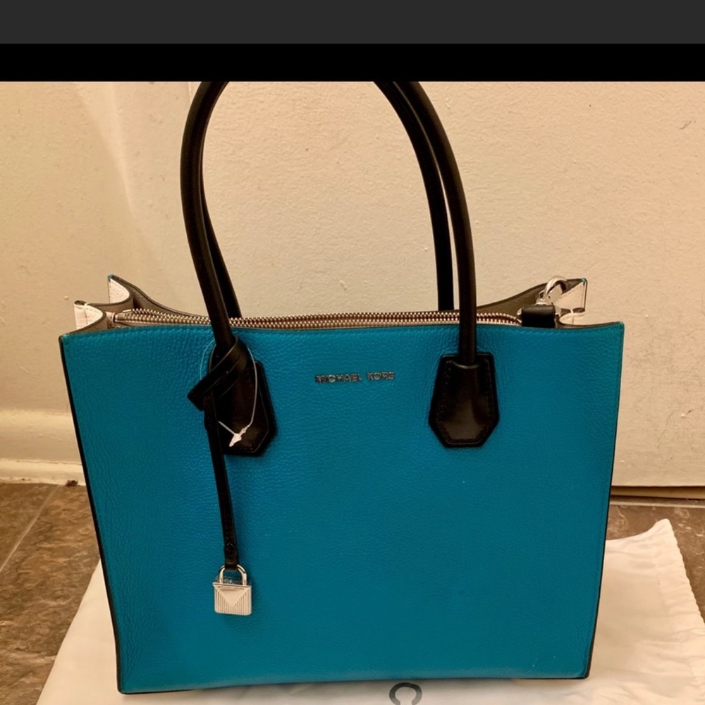Michael Kors authentic purse